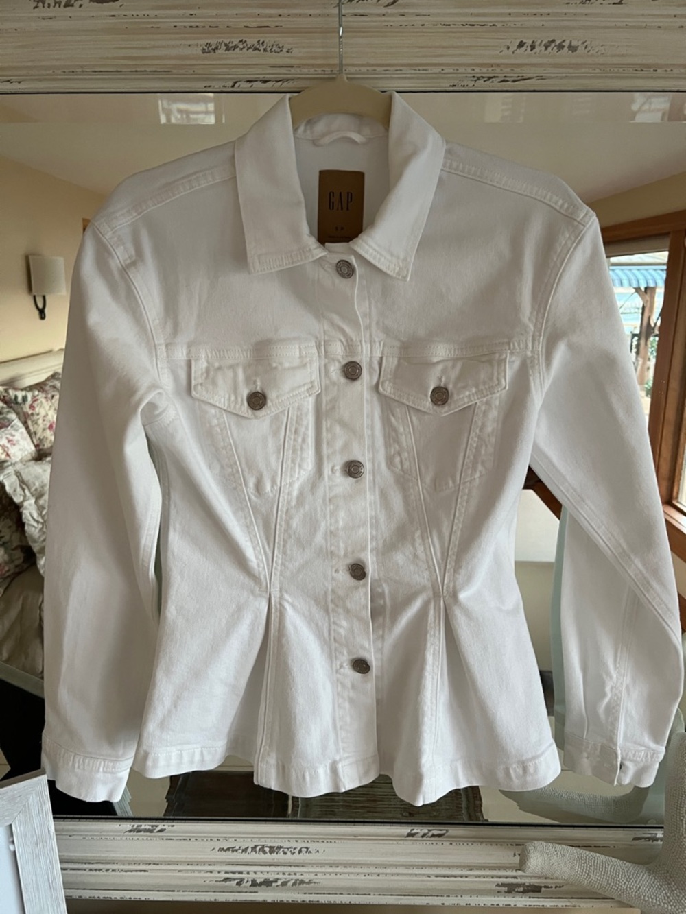 GAP Cinched Peplum Denim Jacket 🌸 size Small